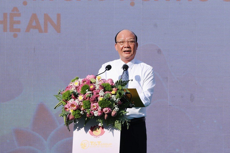 19-1779162279-khanh-thanh-cong-trinh-thac-9-tang-tai-que-huong-bac-ho