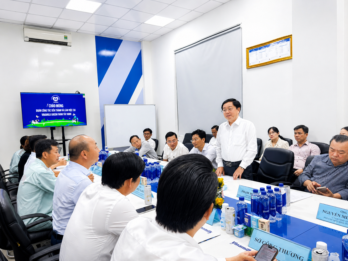 04-1780543462-tay-ninh-ung-ho-vinamilk-mo-rong-trang-trai-som-trien-khai-nha-may-che-bien-sua