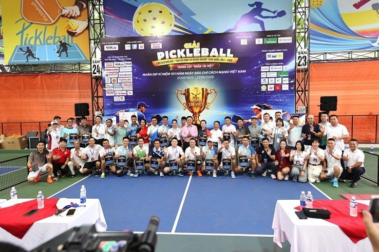 22-1782097235-tap-chi-nguoi-xay-dung-gianh-huy-chuong-bac-giai-pickleball-bao-chi-truyen-hinh-toan-quoc-nam-2026