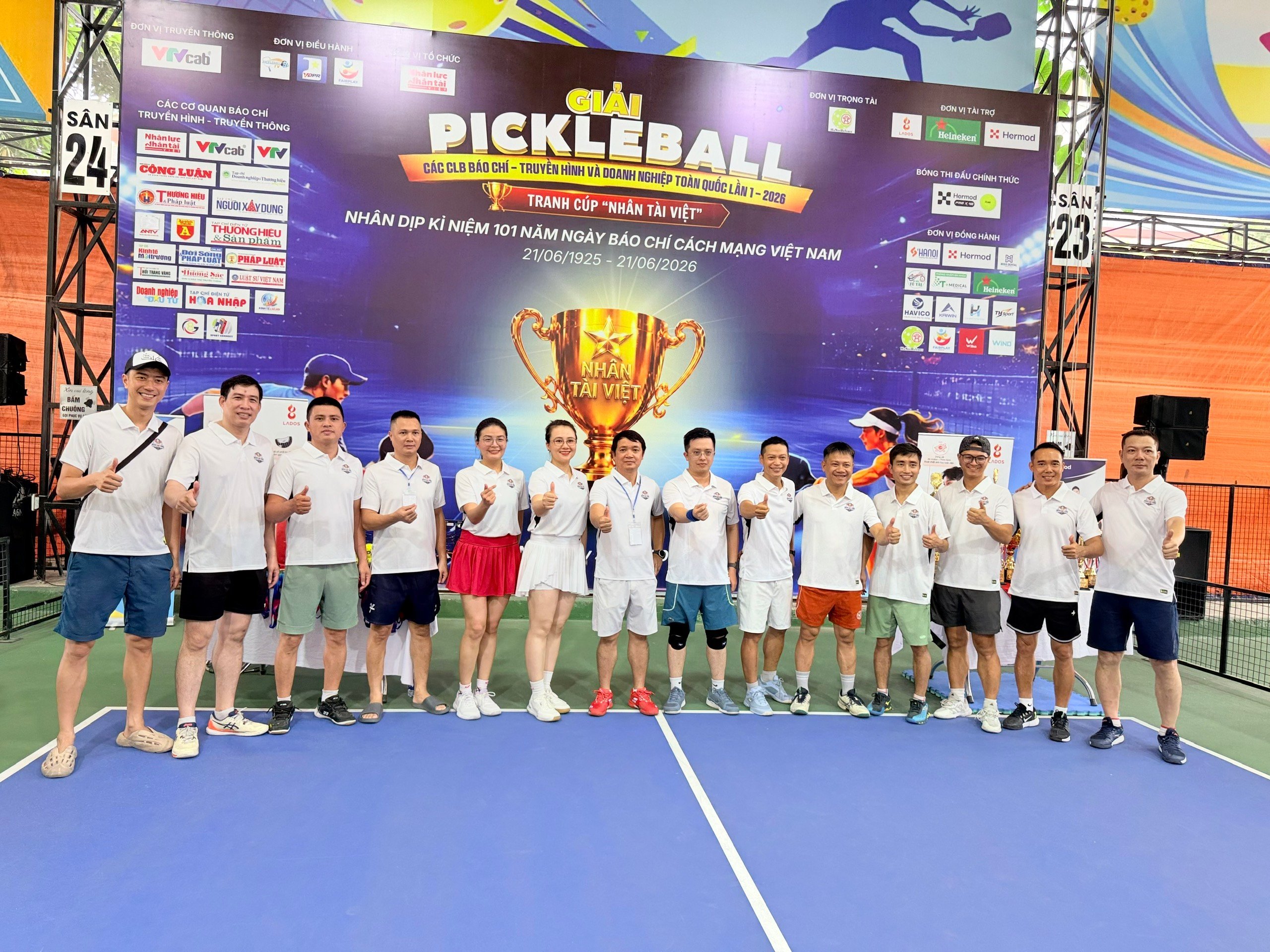 22-1782097254-tap-chi-nguoi-xay-dung-gianh-huy-chuong-bac-giai-pickleball-bao-chi-truyen-hinh-toan-quoc-nam-2026