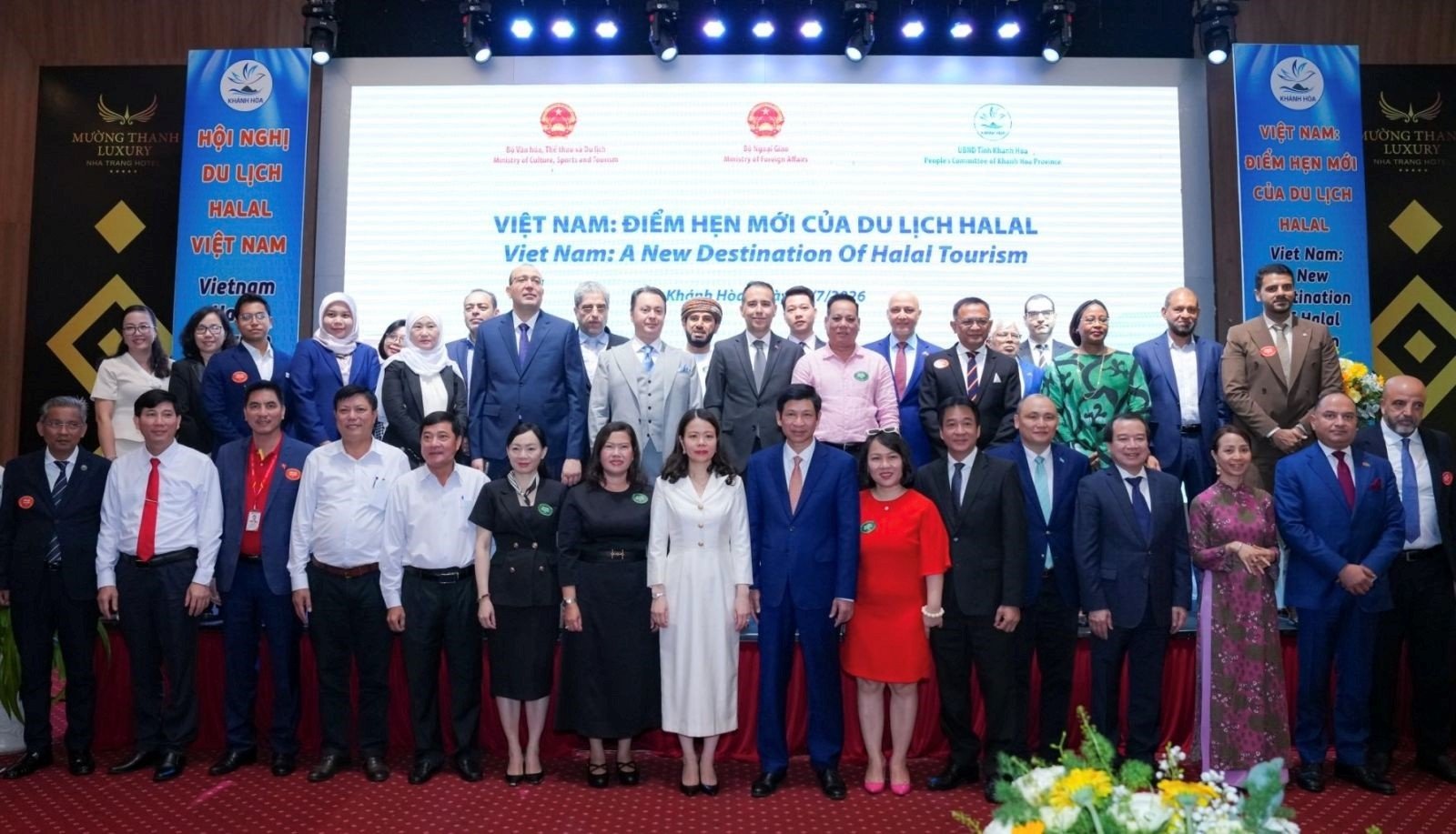 09-1783553179-mo-rong-mang-bay-va-dich-vu-than-thien-vietjet-huong-toi-thi-truong-halal-toan-cau