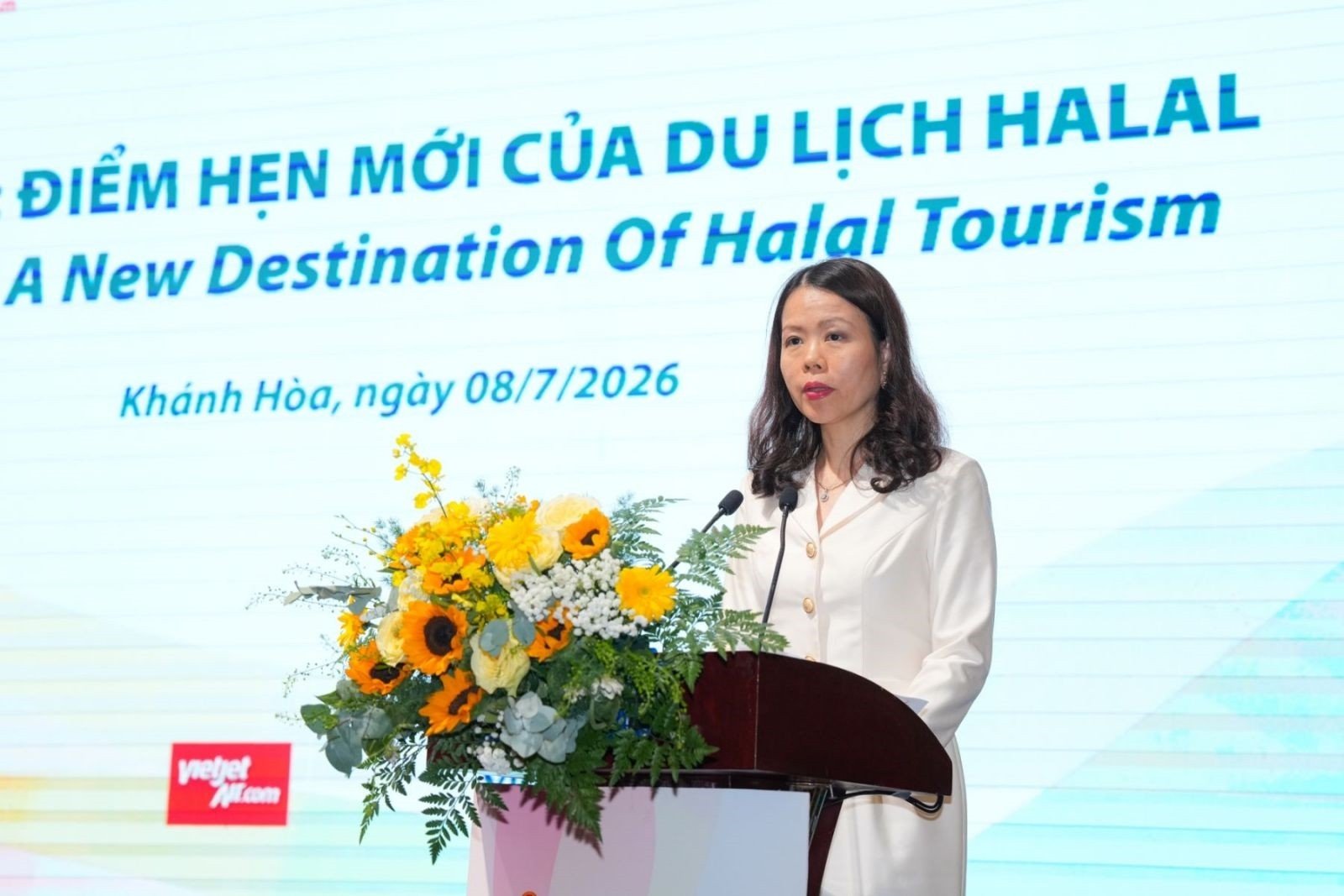 09-1783553200-mo-rong-mang-bay-va-dich-vu-than-thien-vietjet-huong-toi-thi-truong-halal-toan-cau