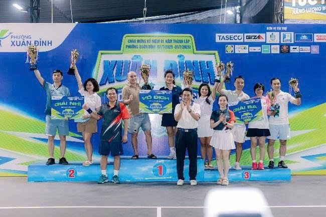 13-1783926590-phuong-xuan-dinh-hon-100-van-dong-vien-tranh-tai-tai-giai-pickleball-ky-niem-1-nam-thanh-lap