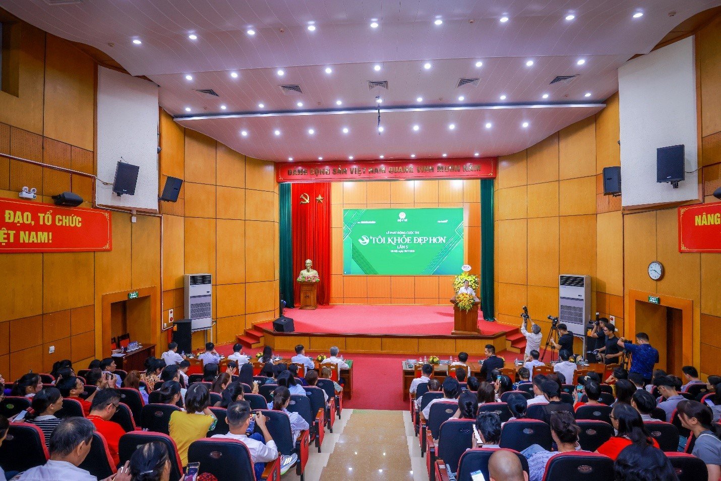 31-1785484291-herbalife-viet-nam-dong-hanh-cung-bao-suc-khoe-va-doi-song-to-chuc-cuoc-thi-toi-khoe-dep-hon-lan-thu-5-de-khuyen-khich-moi-nguoi-tro-thanh-phien-ban-tot-hon-cua-chinh-minh