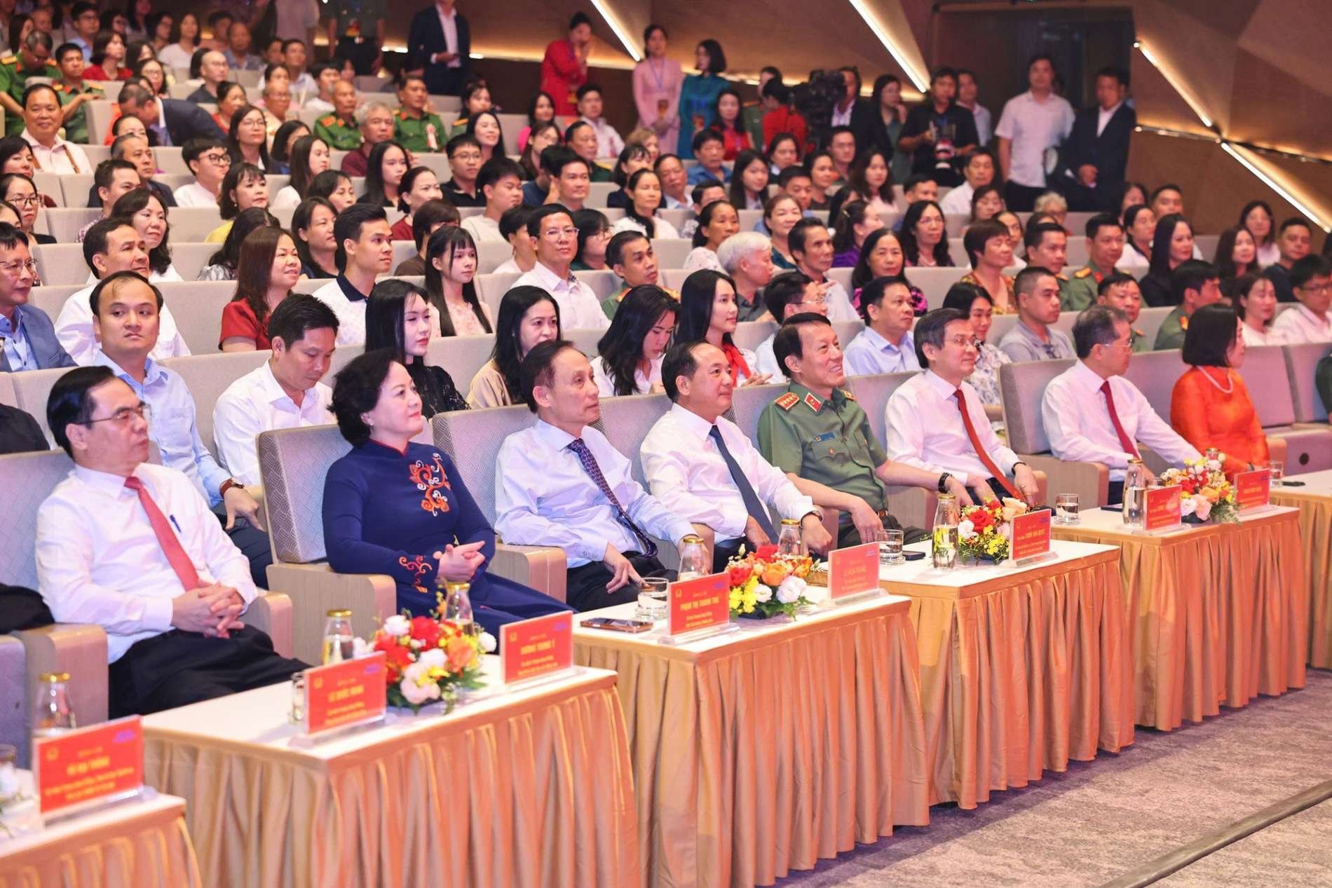 31-1788172811-sao-doc-lap-2026-tu-mua-thu-lich-su-den-khat-vong-viet-nam-hung-cuong