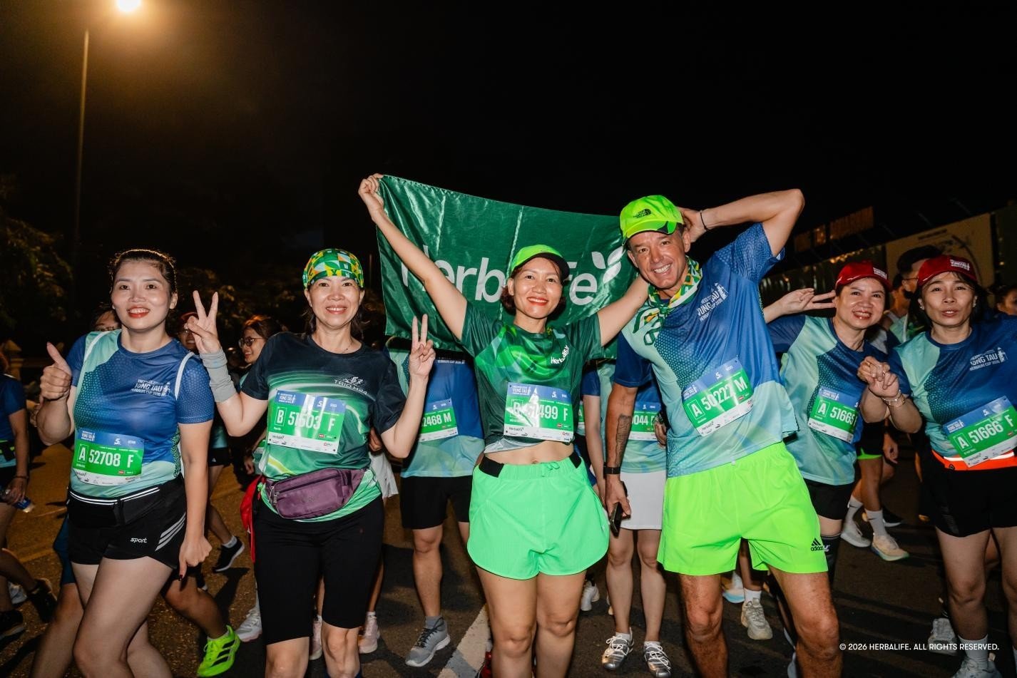 01-1788244654-herbalife-viet-nam-tai-tro-giai-vnexpress-vung-tau-international-half-marathon-herbalife-cup-2026
