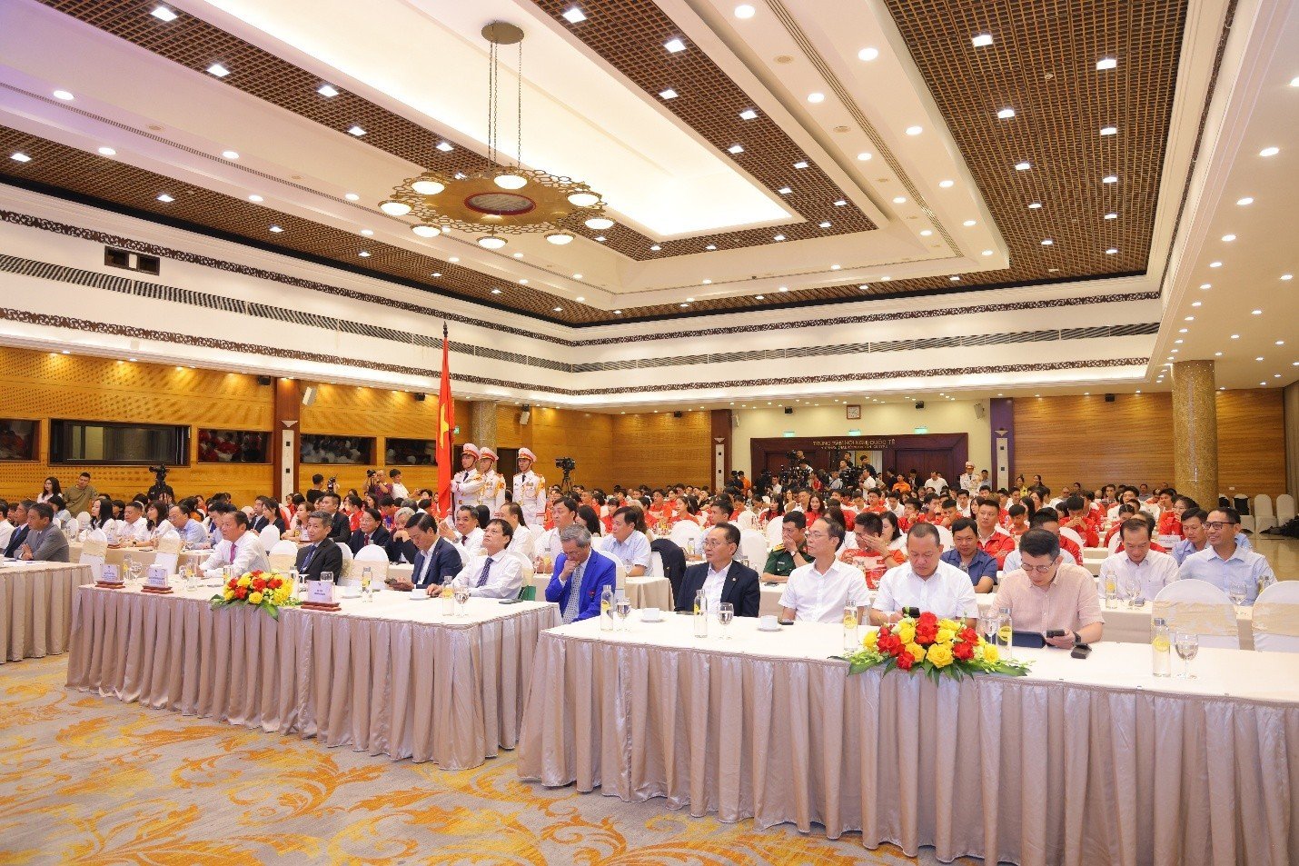 11-1789082960-herbalife-viet-nam-dong-hanh-cung-uy-ban-olympic-viet-nam-to-chuc-le-xuat-quan-cua-doan-the-thao-viet-nam-tham-du-dai-hoi-the-thao-chau-a-lan-thu-20-tai-nhat-ban