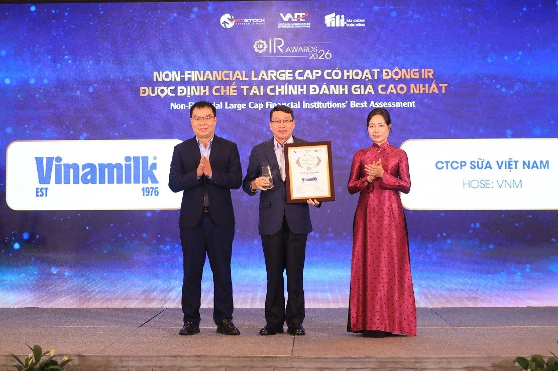25-1790304607-vinamilk-duoc-gioi-dau-tu-ghi-nhan-nho-cam-ket-tao-gia-tri-dai-han