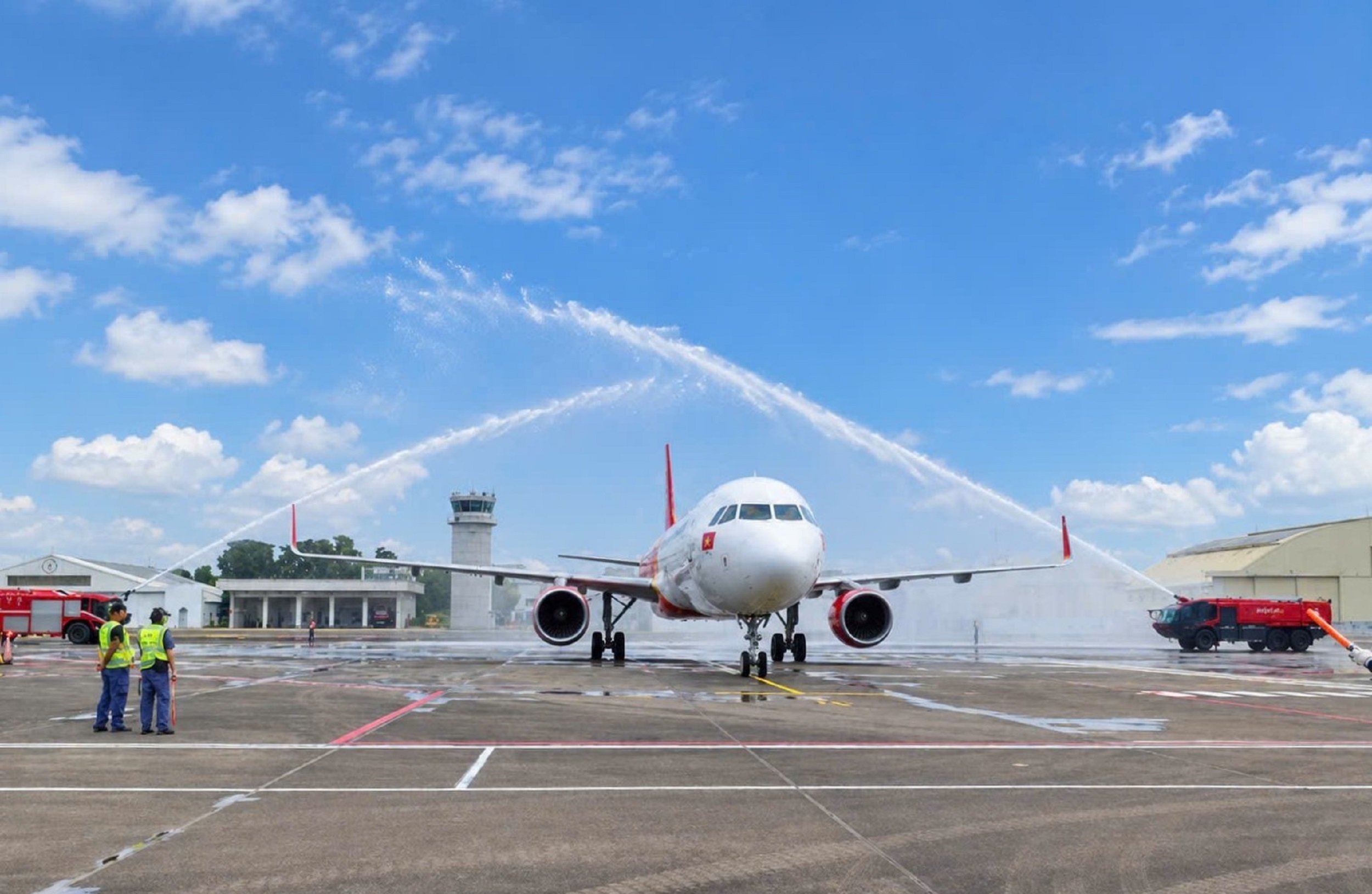 26-1792988766-vietjet-khai-truong-duong-bay-thang-ha-noi-dai-nam-dai-loan-trung-quoc-tiep-tuc-mo-rong-mang-bay-quoc-te
