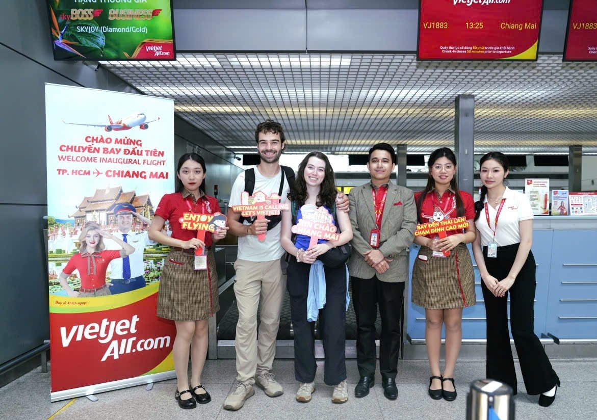 27-1793066382-them-lua-chon-vi-vu-thai-lan-cuoi-nam-voi-duong-bay-tphcm-chiang-mai-vua-khai-truong-cua-vietjet