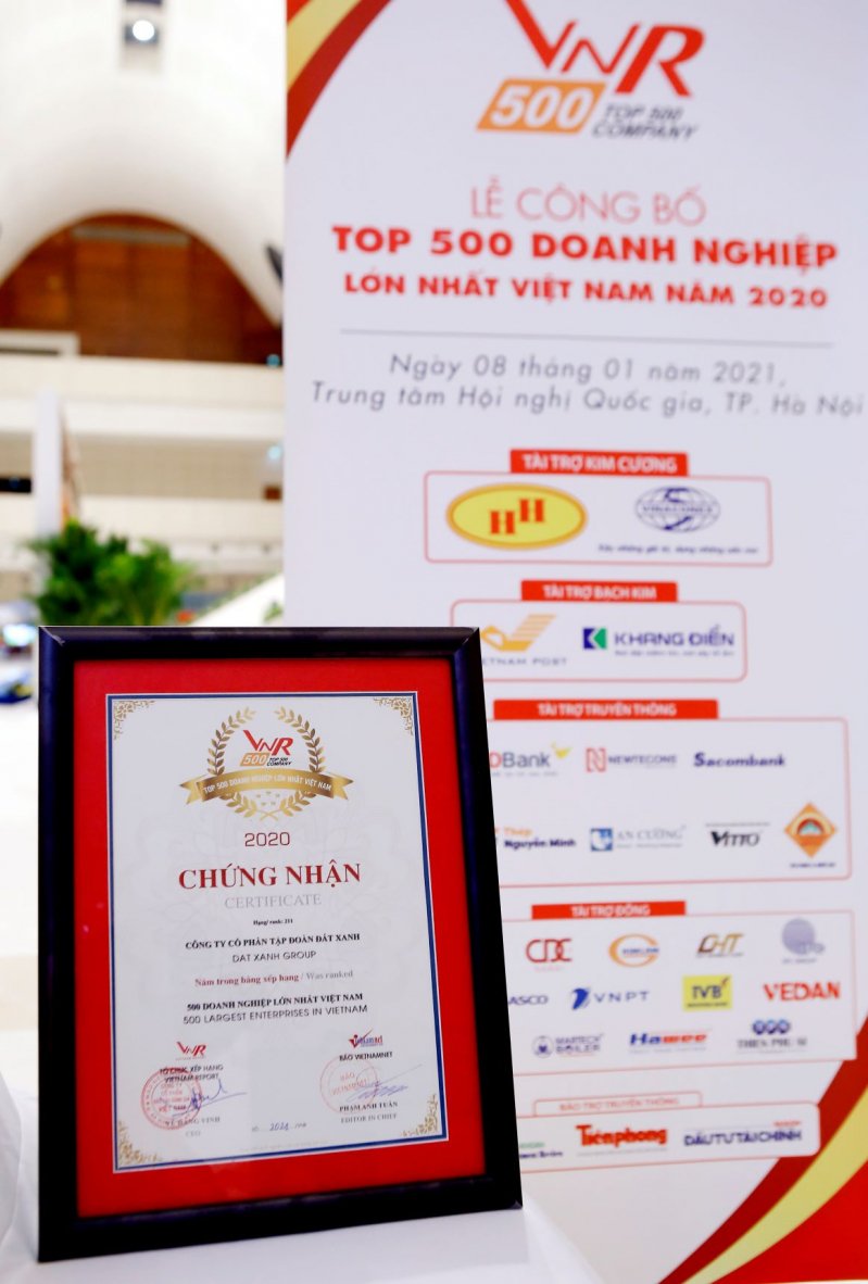 VNR500 là bảng xếp hạng uy tín, được xây dựng dựa trên tiêu chí doanh thu, tổng tài sản, tốc độ tăng trưởng, lợi nhuận, uy tín doanh nghiệp trên truyền thông...