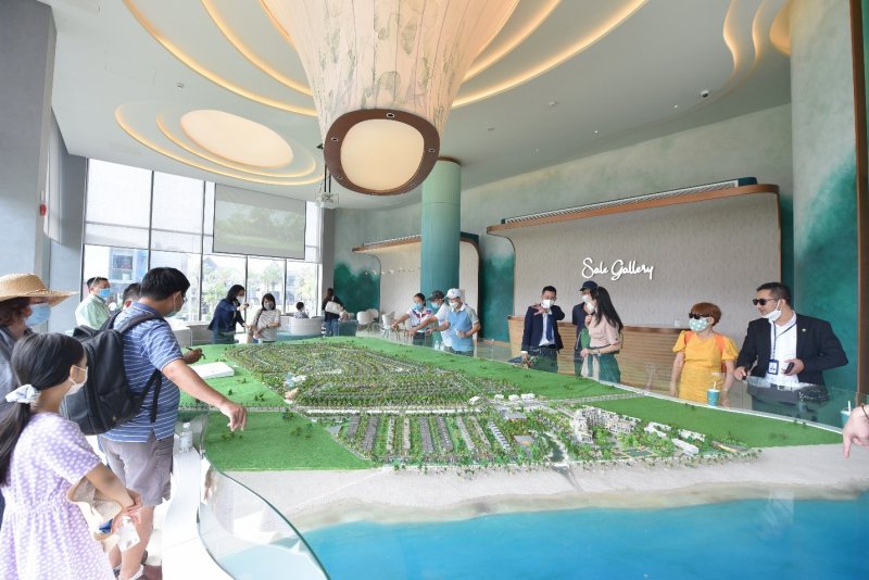 Đông đảo nhà đầu tư đến tìm hiểu, tham quan dự án tại NovaWorld Ho Tram
