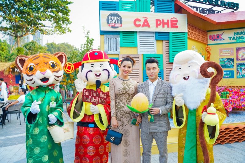 Ưng Hoàng Phúc nổi tiếng là một nghệ sĩ chăm chỉ nhất showbiz Việt
