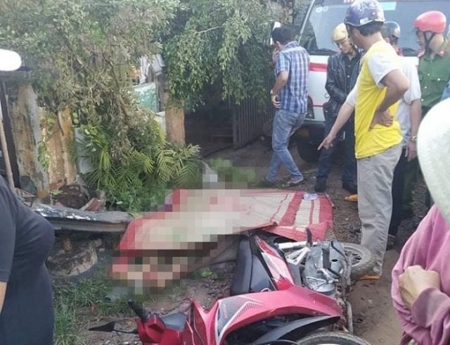 Đứng chờ đèn đỏ, người đàn ông bị xe tải tông tử vong. (Ảnh: kinhtedothi)
