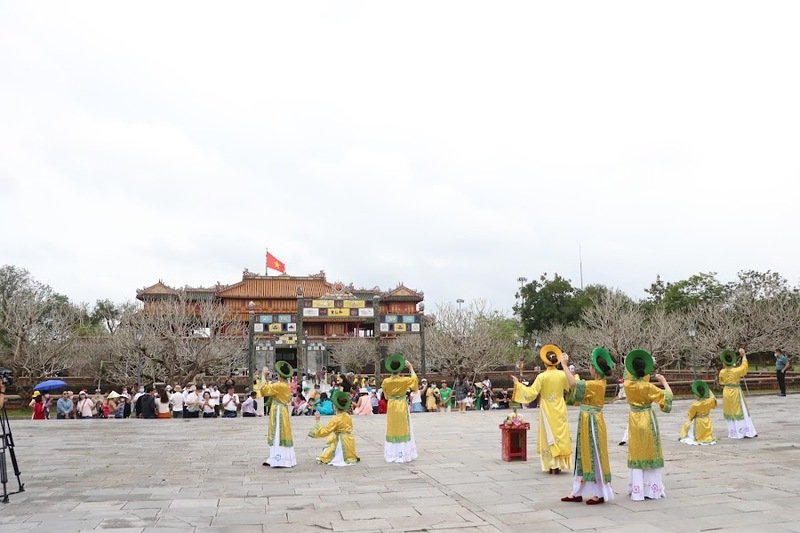 Nhiều chương trình đặc sắc