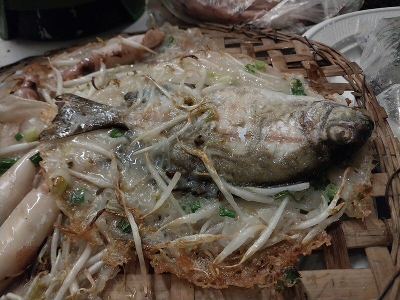Bánh khoái làng Chuồn.
