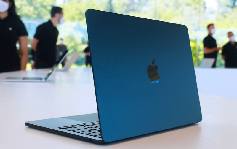 macbook-air-m2-va-macbook-pro-m2-se-ve-hang-tu-cuoi-thang-7-2022-1