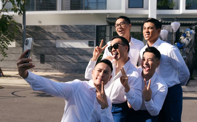 Dàn phù rể nhà trai. Ảnh: KiengCan team