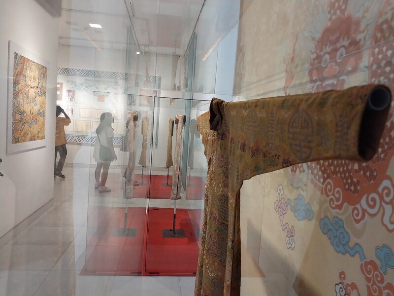 Tham quan triển lãm