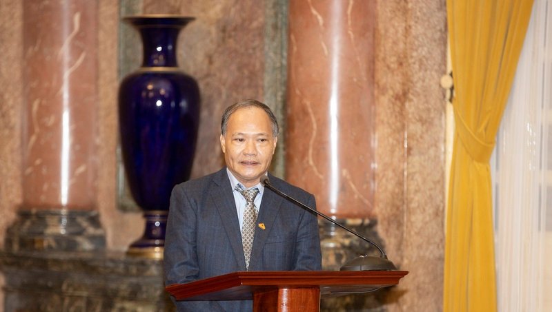 TS. Đặng Việt Dũng - Chủ tịch Tổng hội Xây dựng Việt Nam báo cáo các hoạt động, thành tích của Tổng hội Xây dựng Việt Nam thời gian qua.