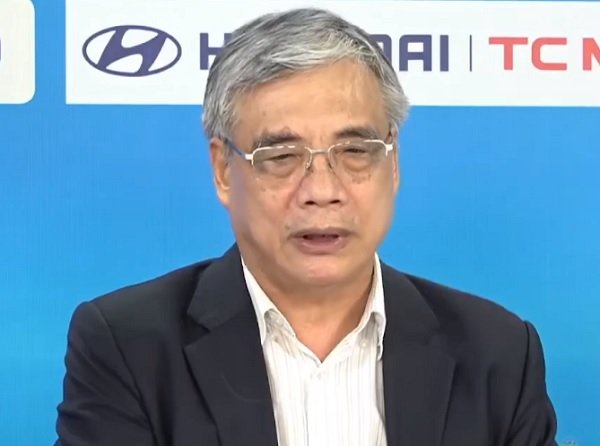 Chuyên gia kinh tế, PGS.TS Trần Đình Thiên phát biểu tại sự kiện.