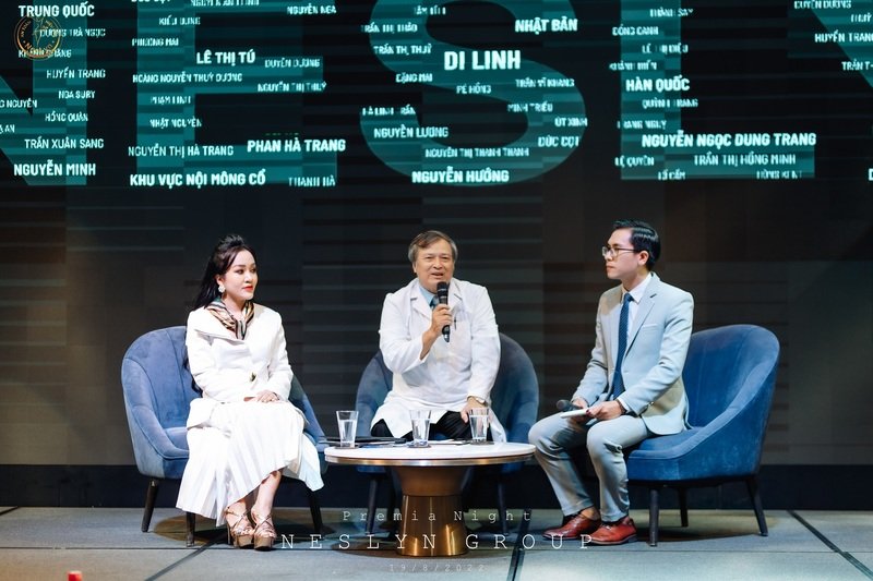 Trong đêm tiệc Premia Night NesLyn Group đã diễn ra Tọa đàm “Phương pháp đẩy lùi béo phì bằng các thảo mộc thiên nhiên”