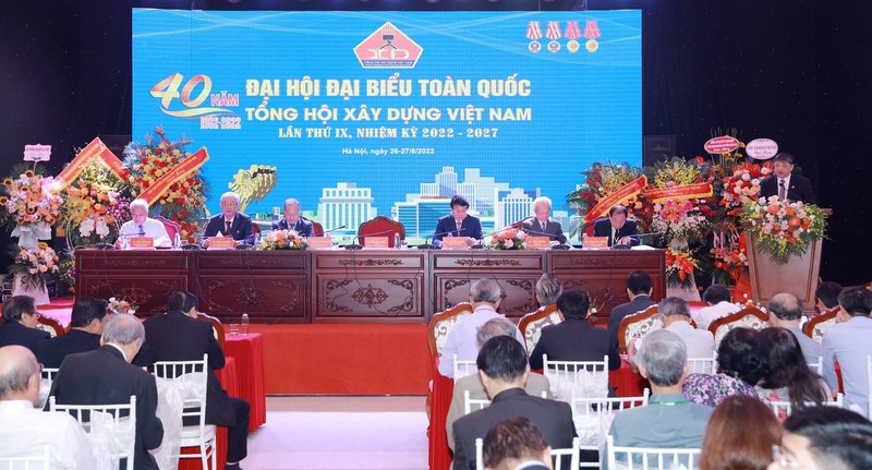 TS Đặng Việt Dũng phát biểu khai mạc đại hội