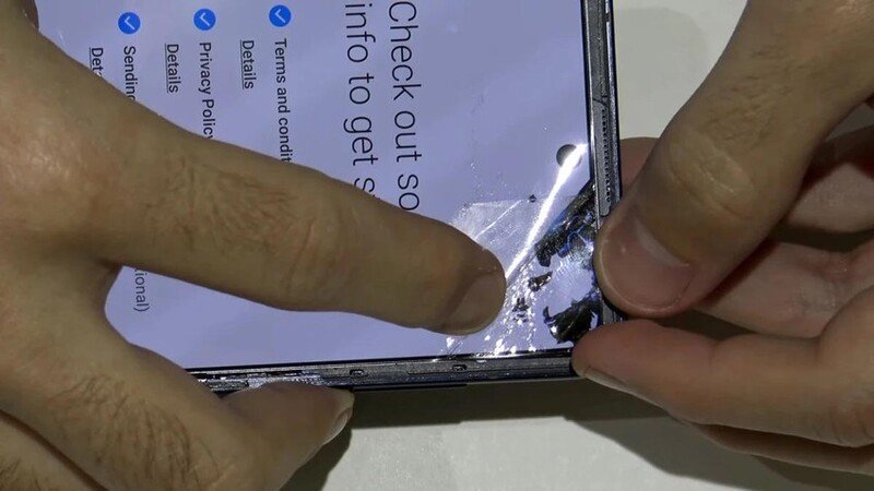 samsung-galaxy-z-fold-va-z-flip-bi-ghe-lanh-vi-do-ben-kem