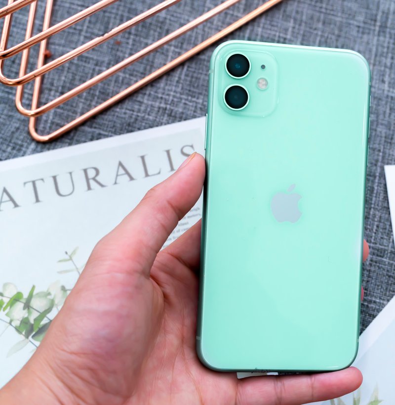iphone-chinh-hang-vn-a-giam-gia-manh-2