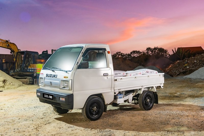 3. Khung sườn, thân xe Carry Truck được gia công thép mạ kẽm chắc chắn kết hợp sơn tĩnh điện giúp bảo vệ chống rỉ đến từng chi tiết nhỏ nhất