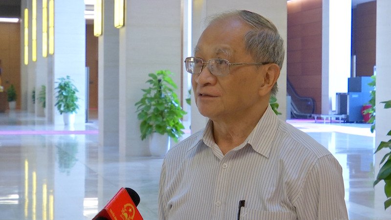 Chuyên gia kinh tế Lê Đăng Doanh