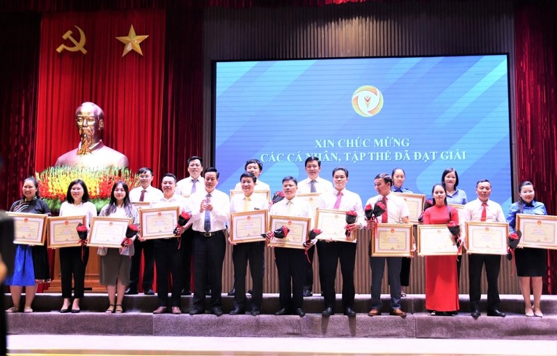 ha-giang-su-dung-zalo-pho-cap-dich-vu-cong-truc-tuyen-den-vung-cao-vung-sau-cua-tinh