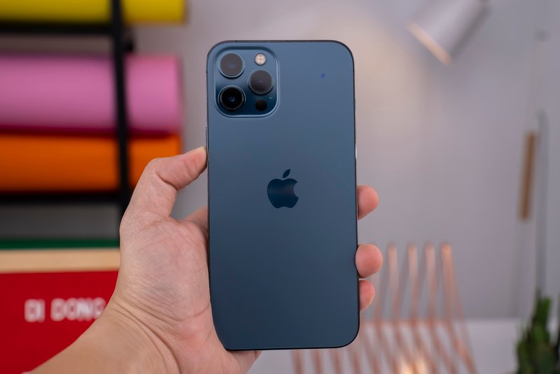 iphone-cu-hut-hang-thi-truong-thang-10-3