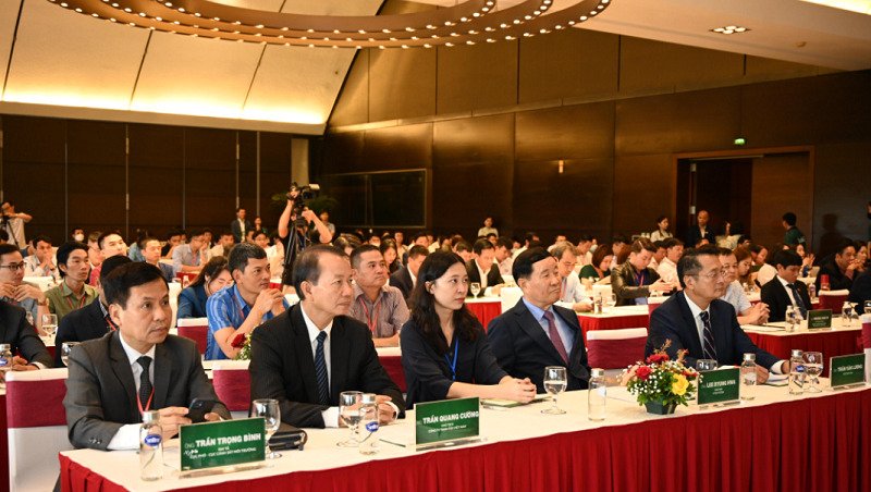 Sự kiện thu hút đông đảo các chuyên gia tham dự.