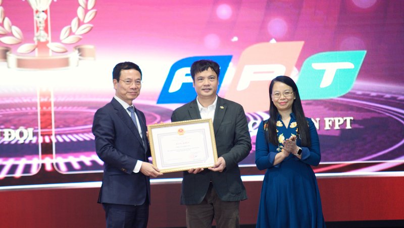thi-truong-nuoc-ngoai-cua-fpt-dat-doanh-so-khung-trong-nam-2022
