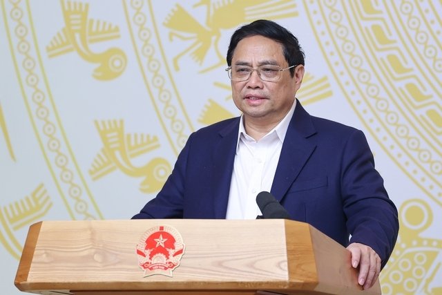 Thủ tướng: Đầu tư công vừa là động lực, vừa là nguồn lực phát triển, chúng ta đã dành dụm để có nguồn vốn thì đầu tư phải có hiệu quả, phòng chống tham nhũng, tiêu cực, lãng phí, tránh đầu tư xong lại triệt tiêu nguồn lực, phải đi kiểm điểm, xử lý