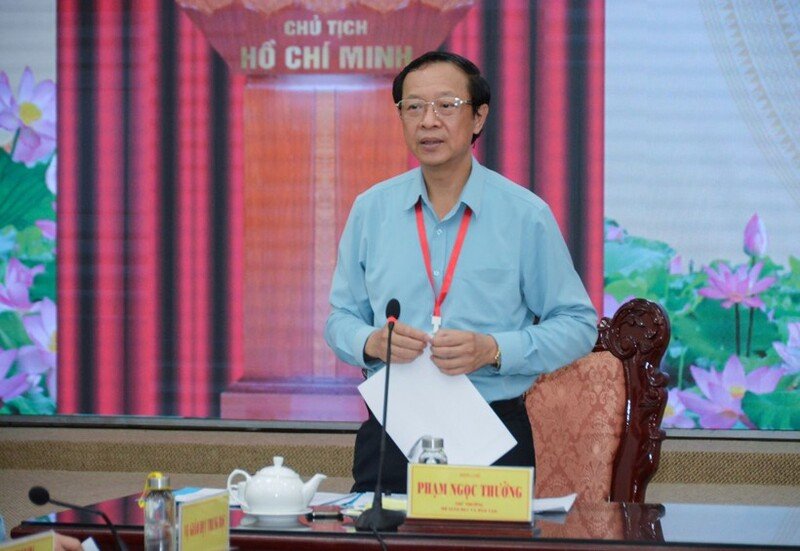 Thứ trưởng Phạm Ngọc Thưởng: Thực hiện '4 đúng - 3 không' để kỳ thi tốt nghiệp THPT năm 2023 nghiêm túc, an toàn, trung thực, khách quan, công bằng.