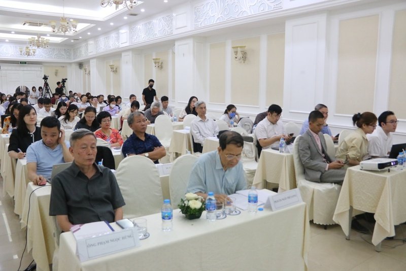 Các đại biểu tham dự buổi công bố kết quả nghiên cứu