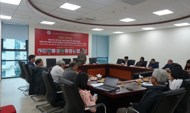 Toàn cảnh hội nghị.