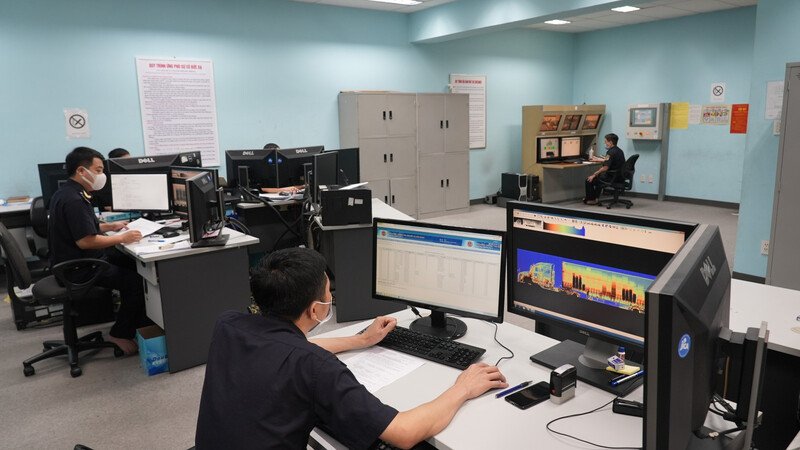 Hệ thống giám sát online là công cụ hữu ích của ngành hải quan.