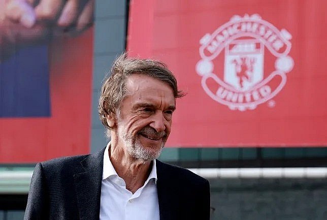 Tỷ phú Jim Ratcliffe được Premier League phê duyệt việc mua lại Man Utd trong vòng 4 tuần.