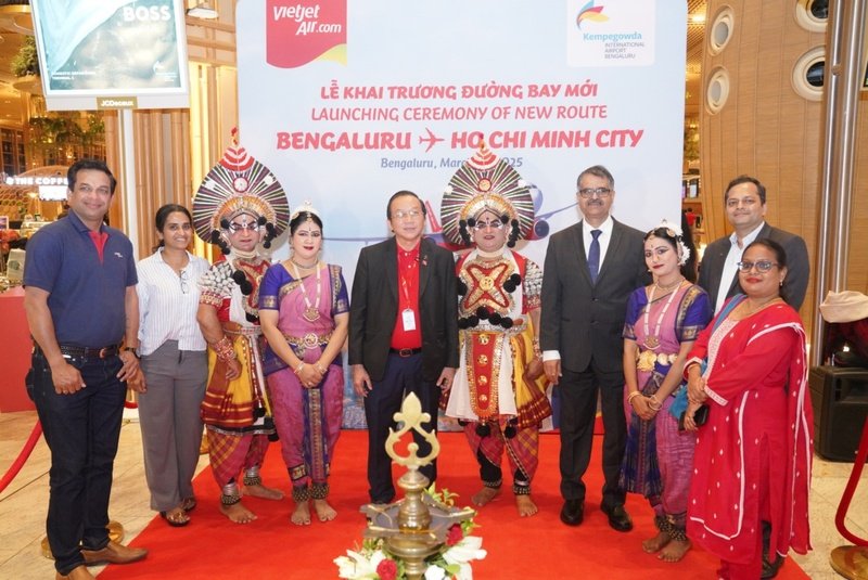 Ông Đỗ Xuân Quang - Phó Tổng giám đốc Vietjet công bố khai trương hai đường bay mới Bengaluru, Hyderabad - Tp. Hồ Chí Minh