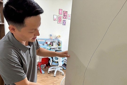  Vết nứt tại một chung cư thuộc quận 8 - TP Hồ Chí Minh sau rung lắc do ảnh hưởng của trận động đất tại Myanamar.