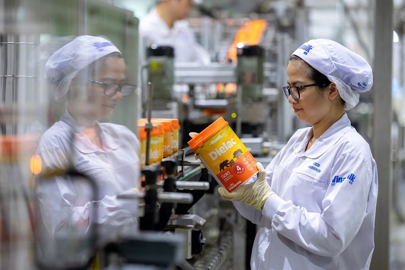 Dưới sự dẫn dắt của bà Mai Kiều Liên, Vinamilk là doanh nghiệp đầu tiên sở hữu 2 siêu nhà máy sữa nước và sữa bột tại Việt Nam (Ảnh: Nguyễn Hoàng). 