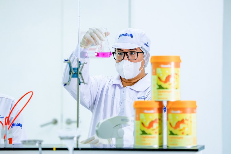 Vinamilk tiên phong đưa đột phá 6 HMO vào giải pháp dinh dưỡng cho trẻ (Ảnh: Nguyễn Hoàng). 