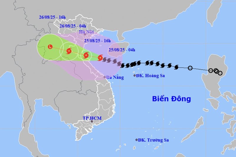  Bão Kajiki sẽ đổ bộ đất liền khu vực Bắc Hà Tĩnh đến Nam Thanh Hóa từ trưa đến chiều tối 25/8 (Ảnh: NCHMF).