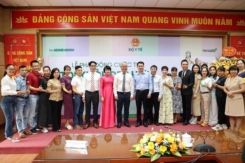  BTC Tôi Khỏe Đẹp Hơn 2025 & Thành Viên Herbalife tại sự kiện khởi động cuộc thi tại Hà Nội