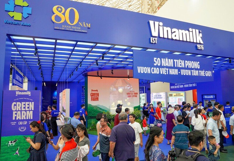 Vinamilk hiện diện và khẳng định vị thế thương hiệu sữa hàng đầu Việt Nam, vươn tầm Quốc tế tại các triển lãm, hội chợ lớn. Ảnh: Vi Nam 