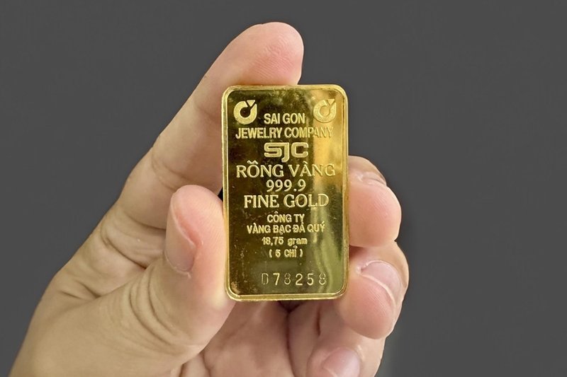 98-1762740713-gia-vang-sang-1011