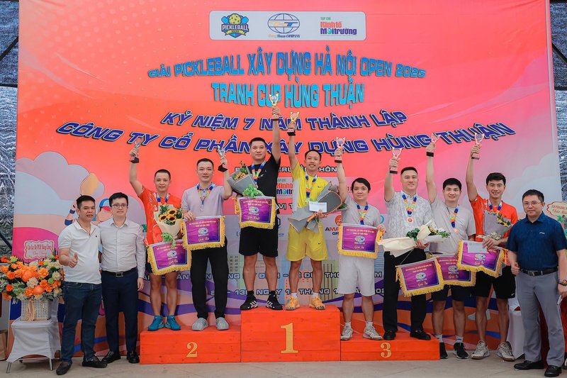 Trong lần thứ 2 tham gia các giải đấu chính thức, CLB Pickleball Người Xây dựng đã gặt hái được nhiều danh hiệu.